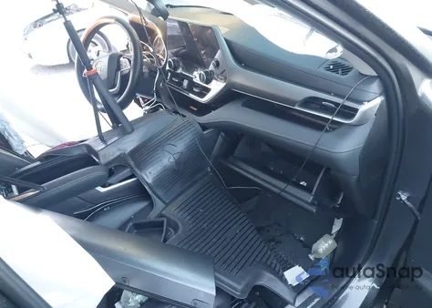 2025 Toyota Highlander Hybrid Xle z USA, uszkodzony, nr VIN 5TDKBRCH1SS666888